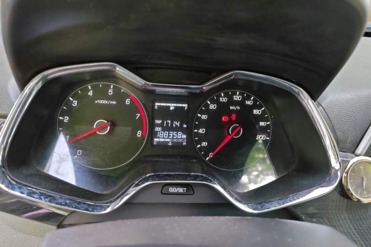 Used Baojun 310 2016 1.2L Manual Luxury Model Instrument Cluster
