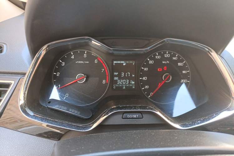 Used Baojun 310 2016 1.2L Manual Luxury Model Instrument Cluster