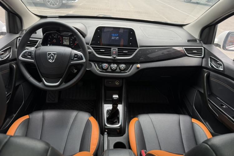 Used Baojun 310 2016 1.2L Manual Luxury Model Interior 1