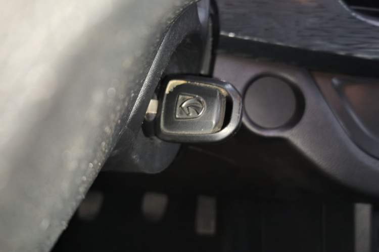 Used Baojun 310 2016 1.2L Manual Value Edition Interior 1
