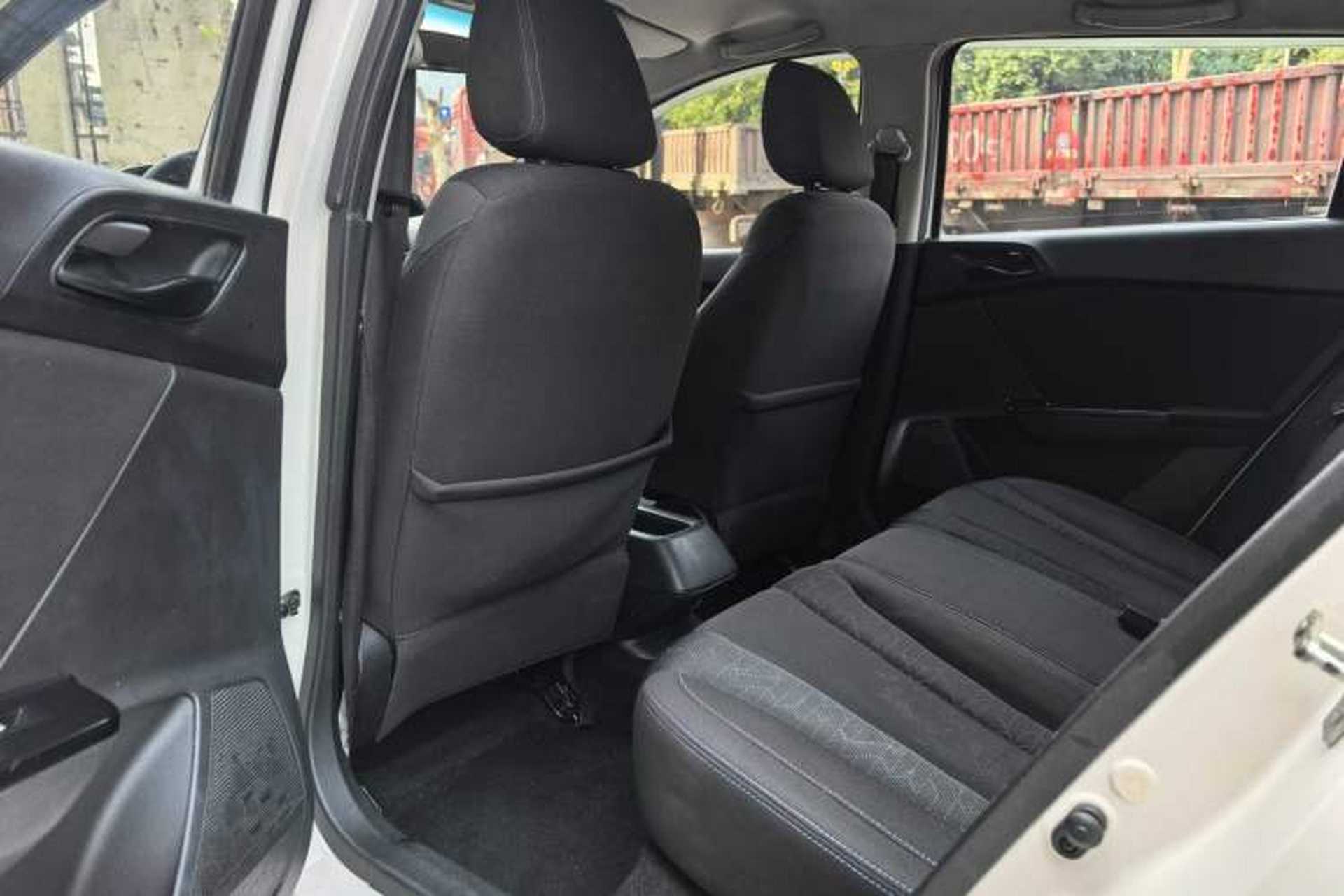 Used Baojun 310 2016 1.2L manual Comfort trim level Interior 2