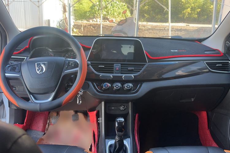 Used Baojun 310 2016 1.2L Manual Luxury Model Interior 3