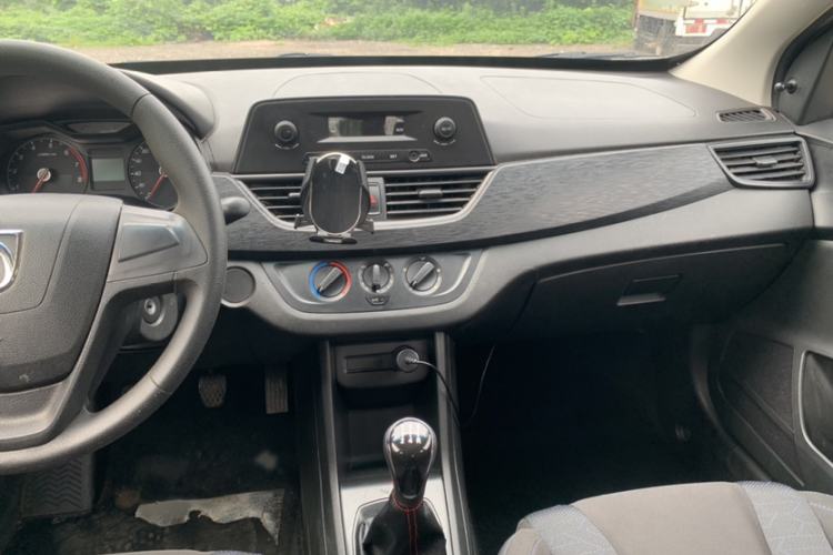 Used Baojun 310 2016 1.2L Manual Value Edition Interior 3