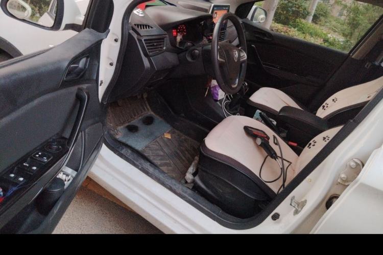 Used Baojun 310 2016 1.2L manual Comfort trim level Interior 3