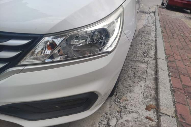 Used Baojun 310 2016 1.2L Manual Value Edition Left Front Headlight