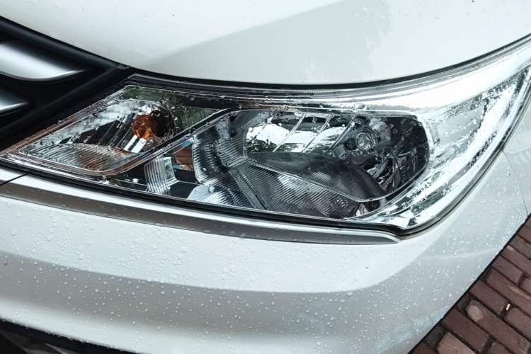 Used Baojun 310 2016 1.2L Manual Value Edition Left Front Headlight