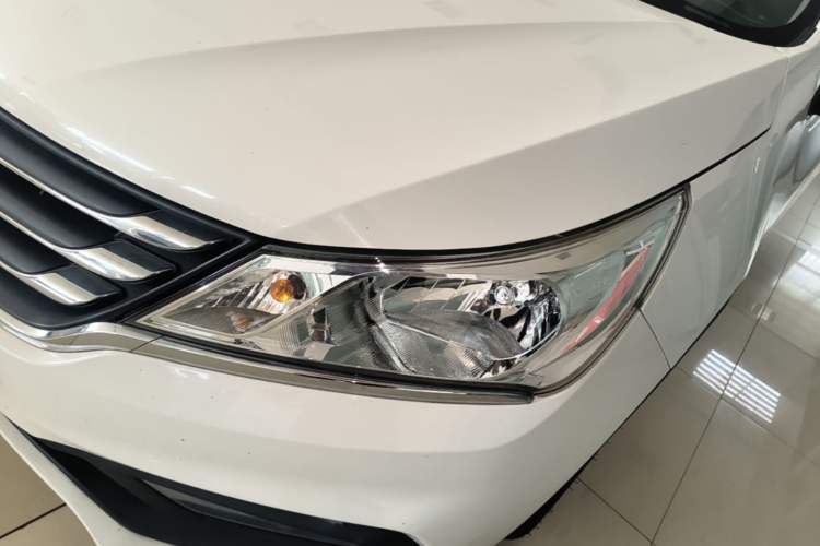 Used Baojun 310 2016 1.2L Manual Luxury Model Left Front Headlight