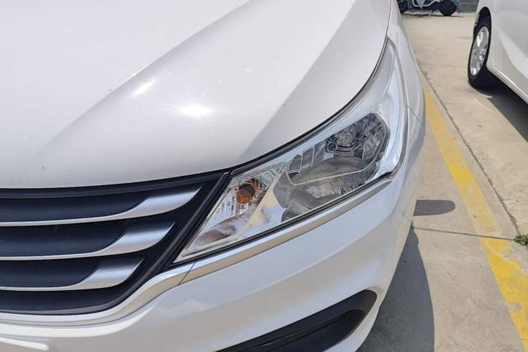Used Baojun 310 2016 1.2L Manual Value Edition Left Front Headlight