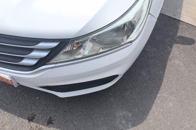 Used Baojun 310 2016 1.2L manual Comfort trim level Left Front Headlight