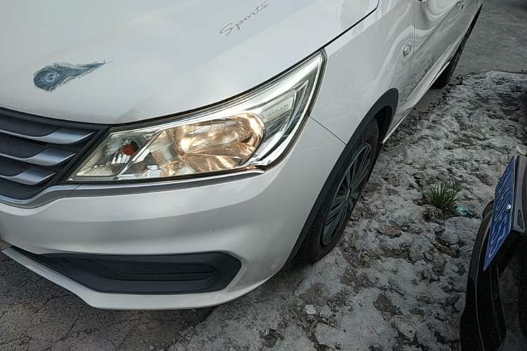 Used Baojun 310 2016 1.2L manual Comfort trim level Left Front Headlight