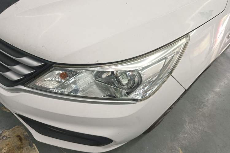 Used Baojun 310 2016 1.2L manual Comfort trim level Left Front Headlight