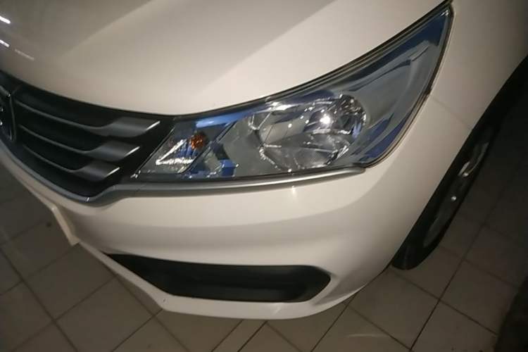 Used Baojun 310 2016 1.2L manual Comfort trim level Left Front Headlight