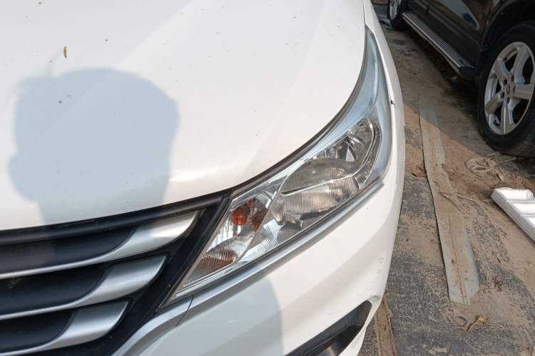 Used Baojun 310 2016 1.2L manual Comfort trim level Left Front Headlight