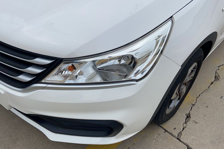 Used Baojun 310 2016 1.2L manual Comfort trim level Left Front Headlight