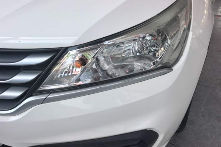 Used Baojun 310 2016 1.2L Manual Value Edition Left Front Headlight