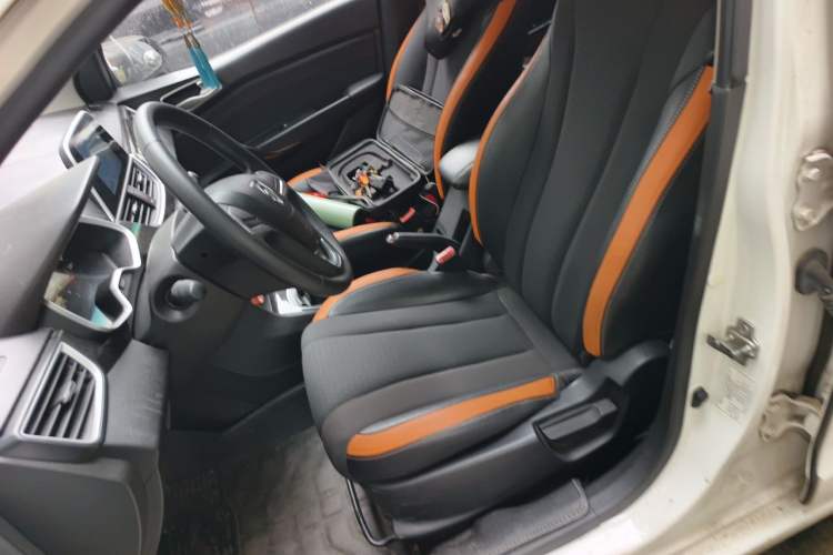 Used Baojun 310 2016 1.2L Manual Fashionable Edition Left Front Seat