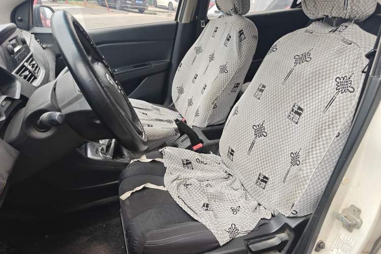 Used Baojun 310 2016 1.2L Manual Value Edition Left Front Seat
