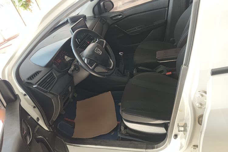 Used Baojun 310 2016 1.2L manual Comfort trim level Left Front Seat