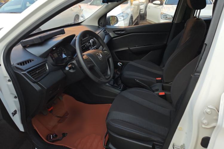 Used Baojun 310 2016 1.2L Manual Value Edition Left Front Seat