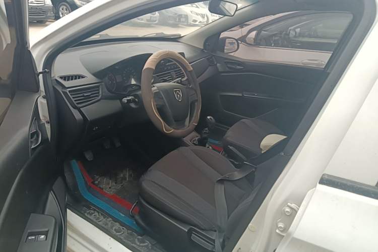 Used Baojun 310 2016 1.2L Manual Value Edition Left Front Seat