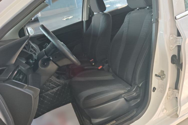Used Baojun 310 2016 1.2L manual Comfort trim level Left Front Seat