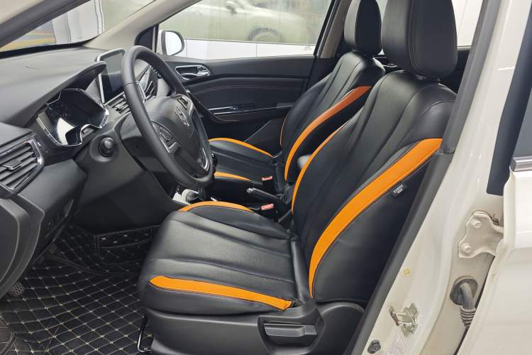 Used Baojun 310 2016 1.2L Manual Luxury Model Left Front Seat