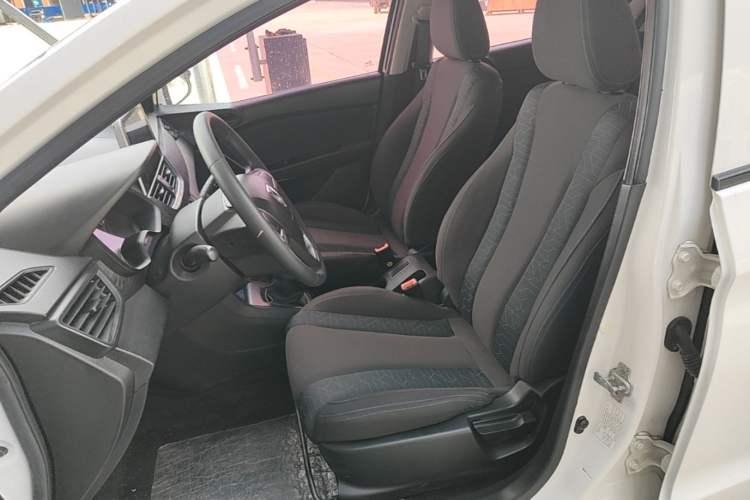 Used Baojun 310 2016 1.2L manual Comfort trim level Left Front Seat