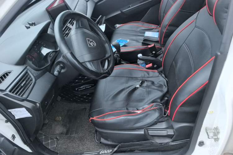 Used Baojun 310 2016 1.2L Manual Value Edition Left Front Seat
