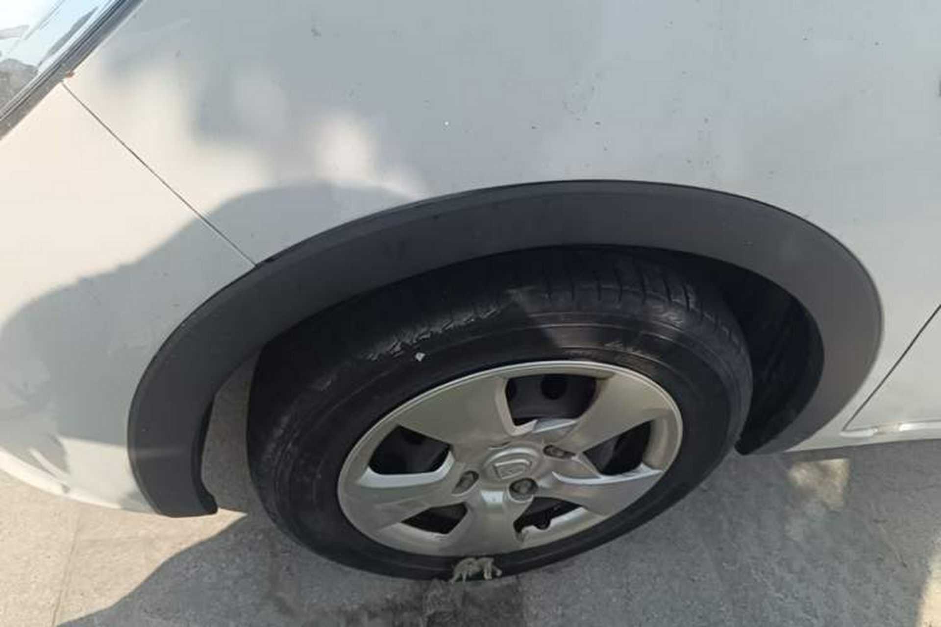 Used Baojun 310 2016 1.2L manual Comfort trim level Left Front Wheel Hub