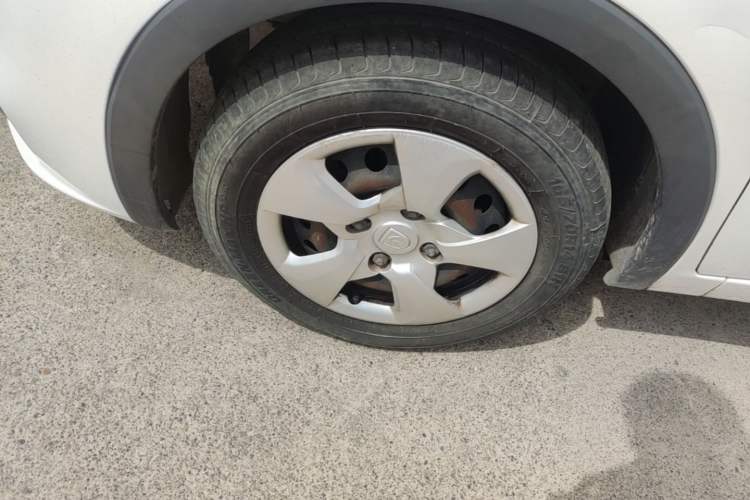 Used Baojun 310 2016 1.2L Manual Value Edition Left Front Wheel Hub