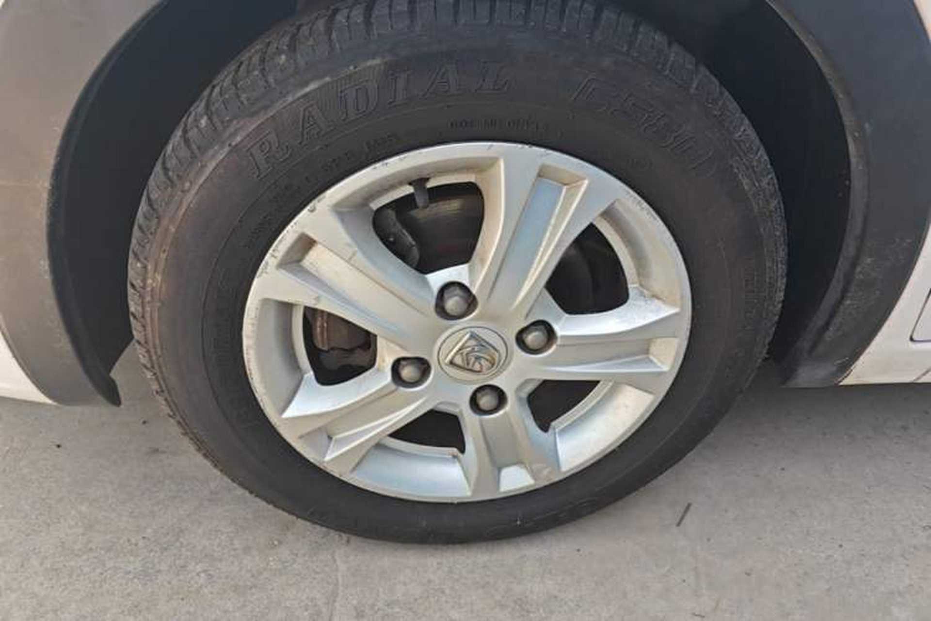 Used Baojun 310 2016 1.2L Manual Luxury Model Left Front Wheel Hub