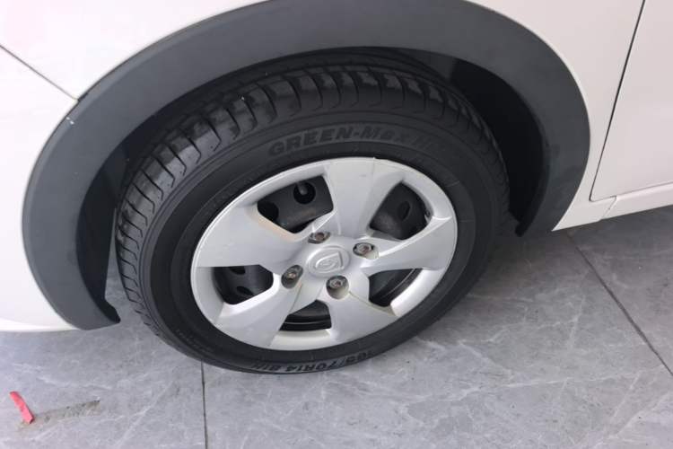 Used Baojun 310 2016 1.2L Manual Value Edition Left Front Wheel Hub