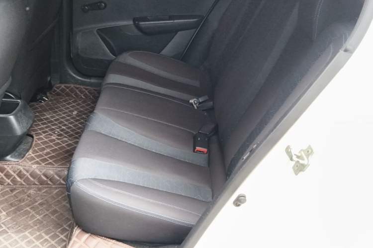 Used Baojun 310 2016 1.2L Manual Value Edition Left Rear Seat