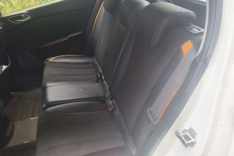 Used Baojun 310 2016 1.2L Manual Fashionable Edition Left Rear Seat