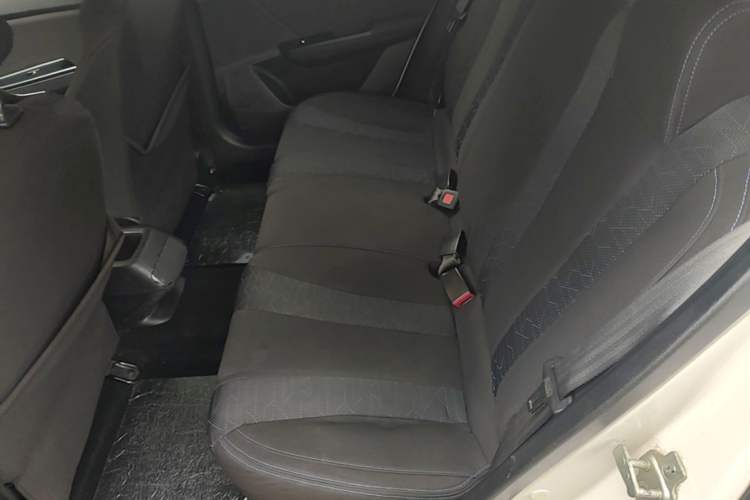 Used Baojun 310 2016 1.2L manual Comfort trim level Left Rear Seat