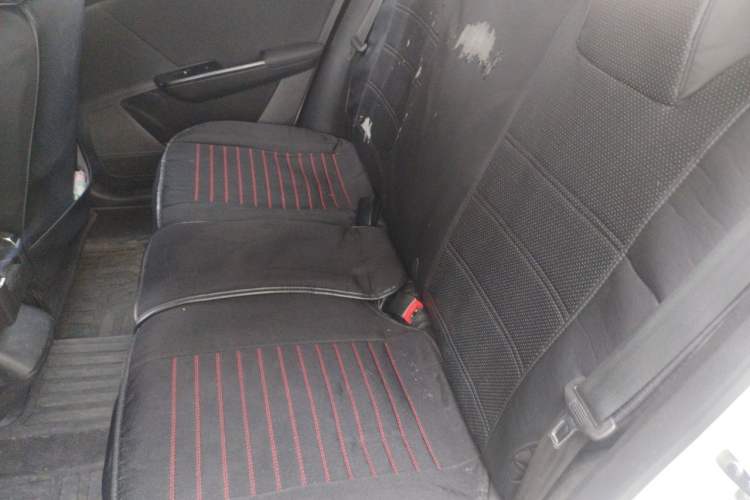 Used Baojun 310 2016 1.2L manual Comfort trim level Left Rear Seat