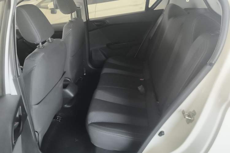 Used Baojun 310 2016 1.2L manual Comfort trim level Left Rear Seat