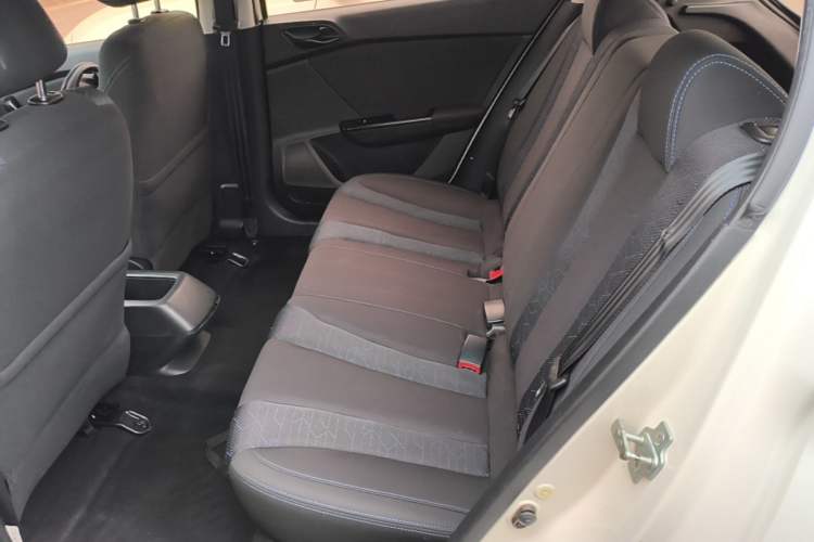 Used Baojun 310 2016 1.2L manual Comfort trim level Left Rear Seat