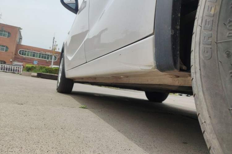 Used Baojun 310 2016 1.2L Manual Value Edition Left Side Sill