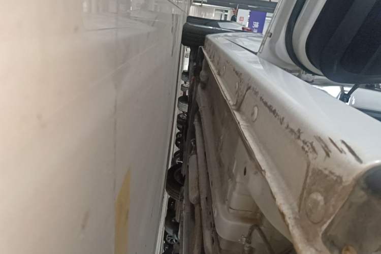 Used Baojun 310 2016 1.2L Manual Luxury Model Left Side Sill