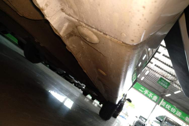 Used Baojun 310 2016 1.2L Manual Value Edition Left Side Sill