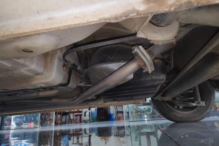 Used Baojun 310 2016 1.2L manual Comfort trim level Left Side Sill