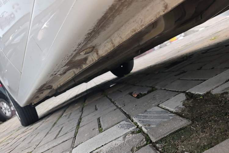 Used Baojun 310 2016 1.2L manual Comfort trim level Left Side Sill
