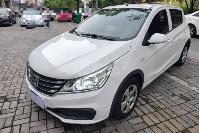 Used Baojun 310 2016 1.2L manual Comfort trim level