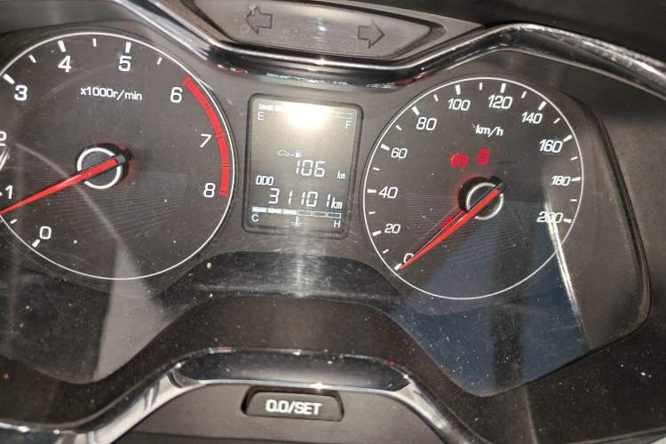 Used Baojun 310 2016 1.2L Manual Luxury Model Odometer Close Up
