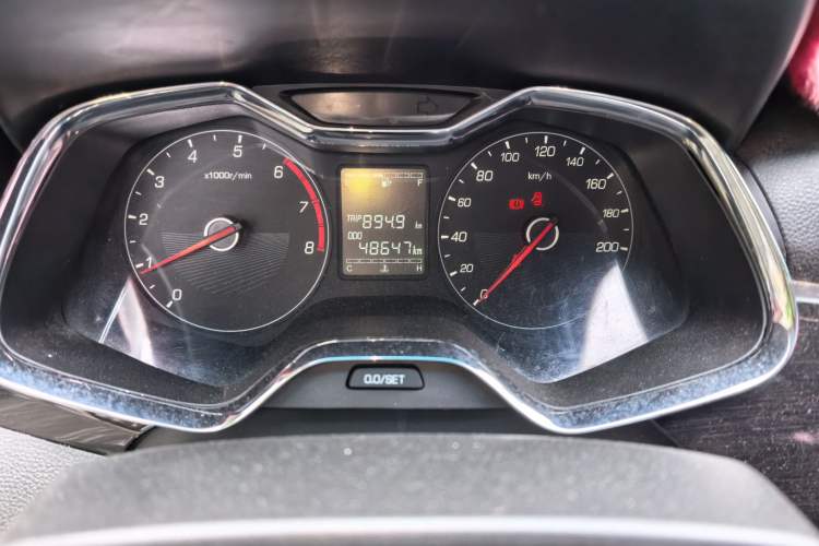 Used Baojun 310 2016 1.2L Manual Luxury Model Odometer Close Up