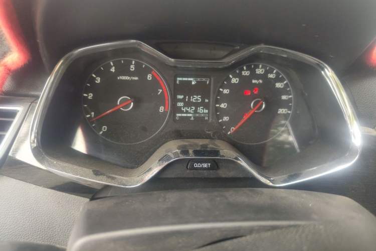Used Baojun 310 2016 1.2L Manual Luxury Model Odometer Close Up
