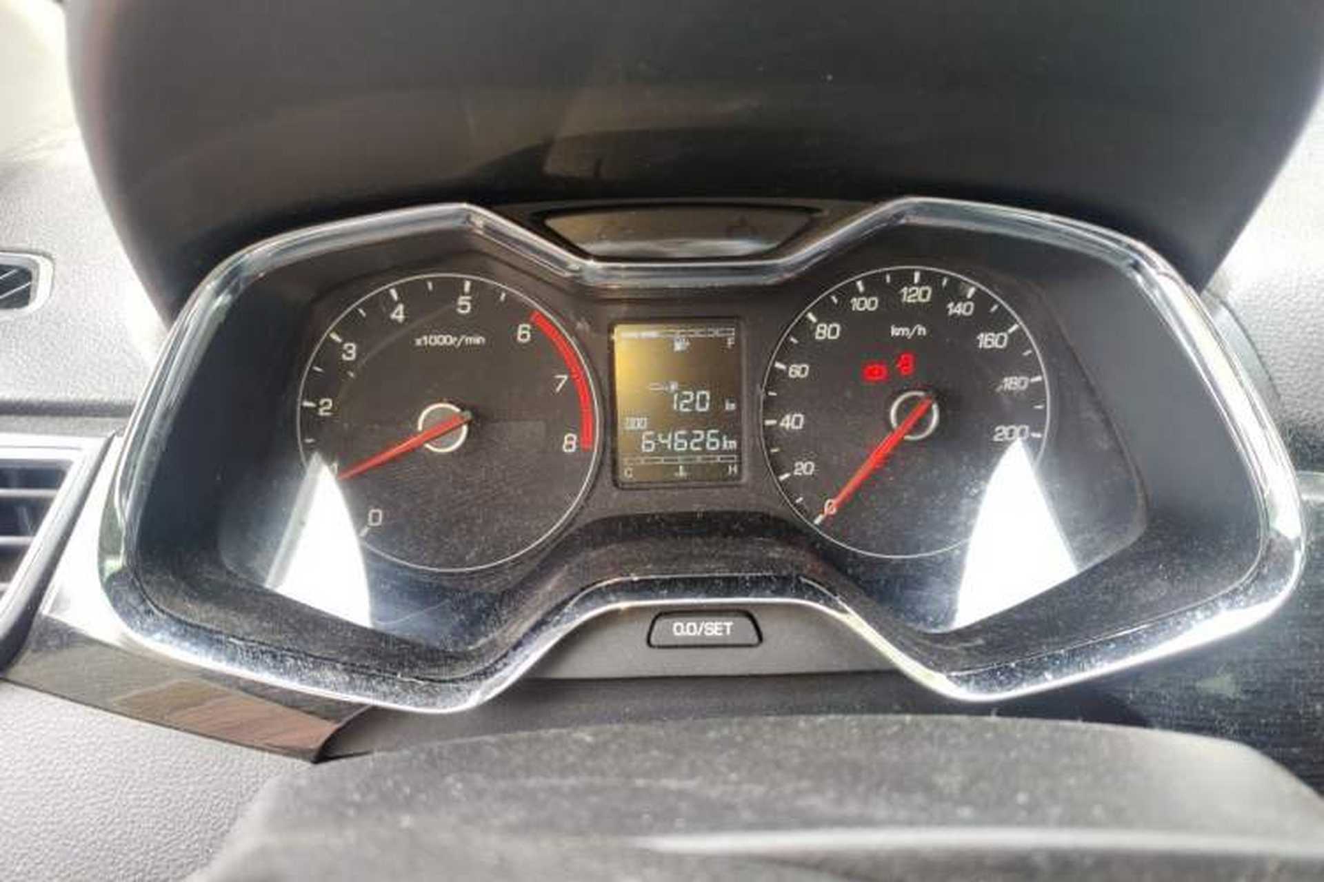 Used Baojun 310 2016 1.2L Manual Luxury Model Odometer Close Up