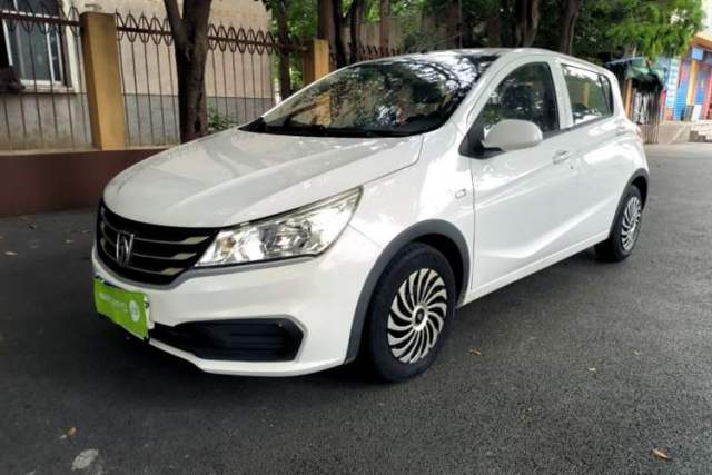 Used Baojun 310 2016 1.2L manual Comfort trim level