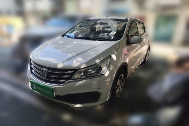 Used Baojun 310 2016 1.2L manual Comfort trim level